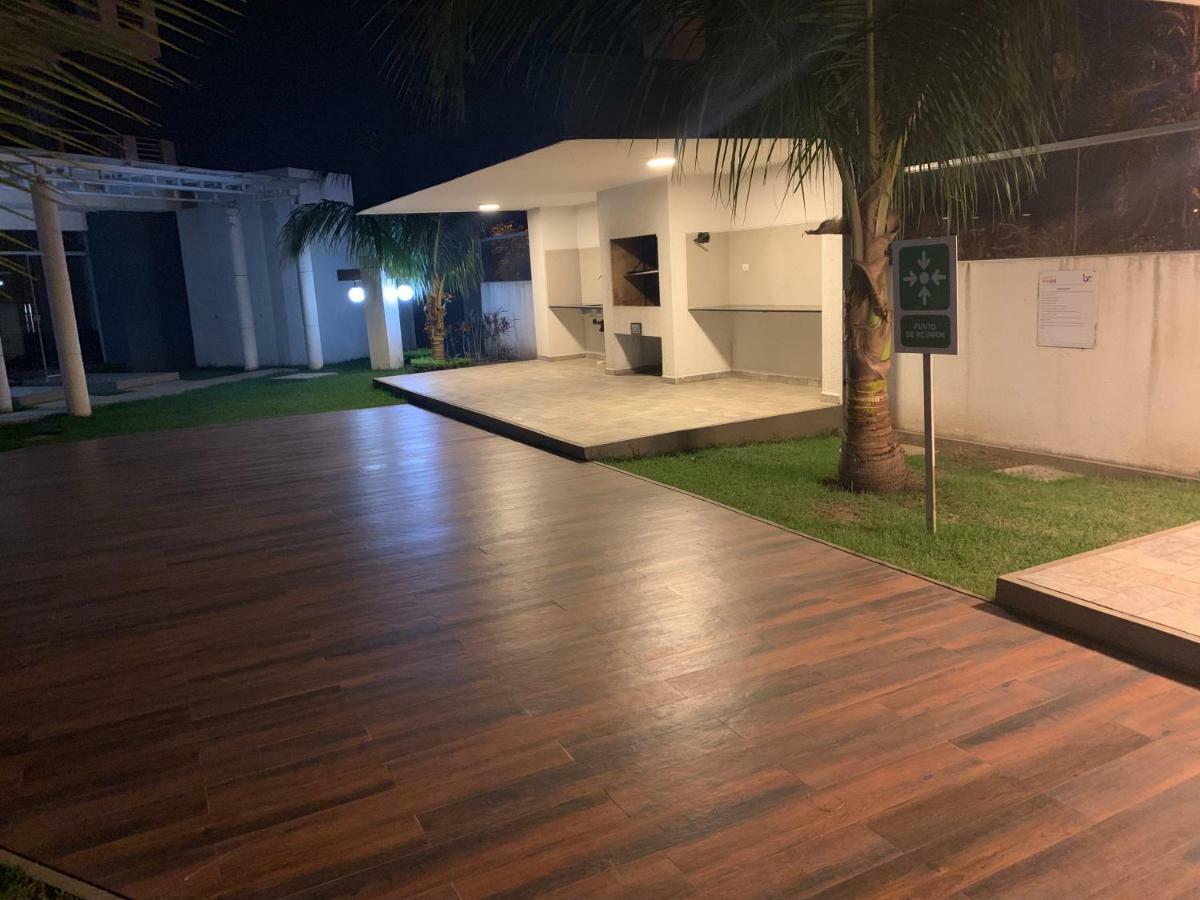Vivaldi Apartman Santa Cruz de La Sierra Kültér fotó